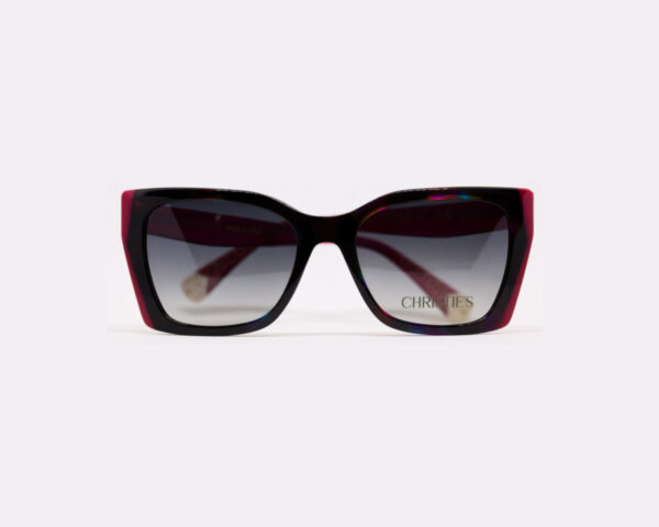 Christies Glamour61 811 2