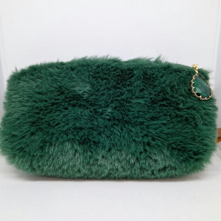 Pochette pelosa verde